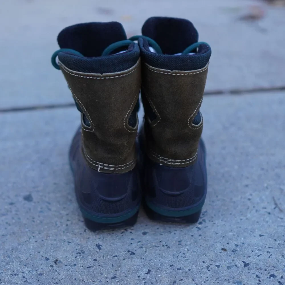 Sorel Kids Snow Boots Size 4 Waterproof Felt Lined Lace Up Ankle Lace Up Black
